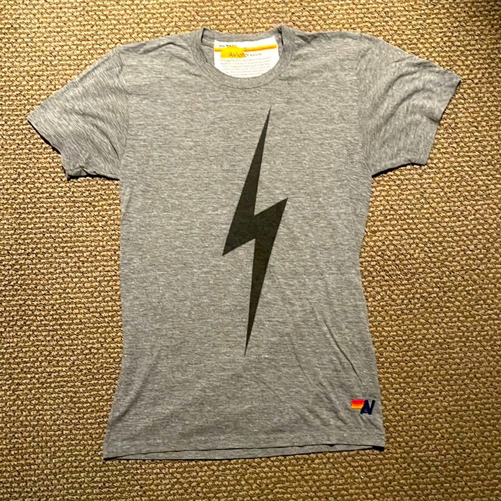 Aviator bolt, heather gray T-shirt, size small